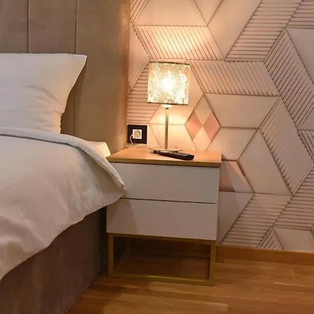 דירה Divine Lux *