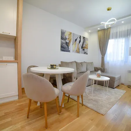 Divine Lux דירה *